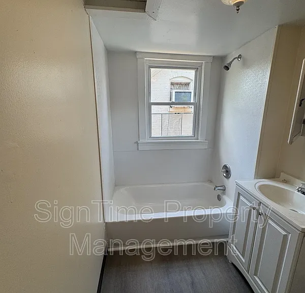 235 East Ave — Photo 9