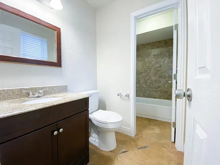 10408 Leaning Willow Dr — Photo 12