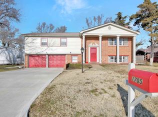 1705 N State St, Augusta, KS 67010