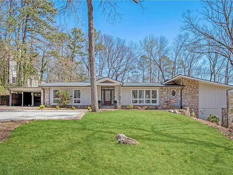 5259 Vernon Springs Trl — Photo 2