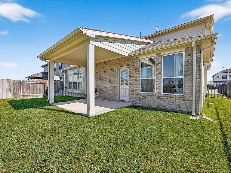 1601 Darwin Cedar Dr — Photo 42