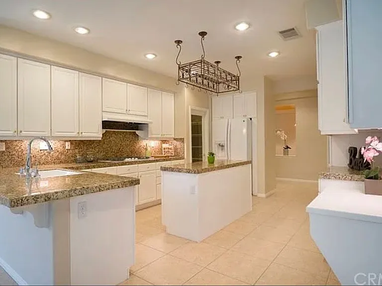5526 San Carlos Ct — Photo 12