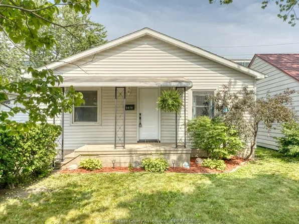 2670 Meldrum Rd, Windsor, ON N8W 4G2