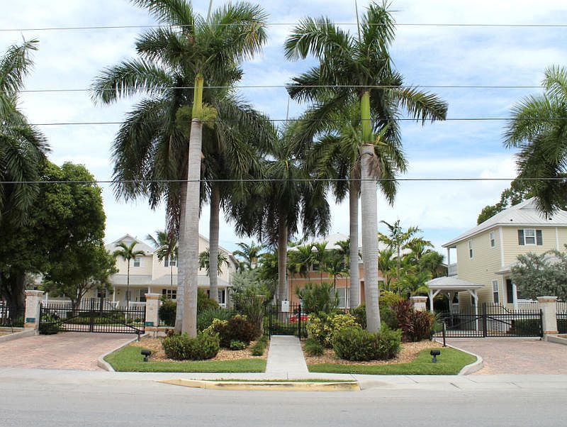 1st image of 24 Coral Way
