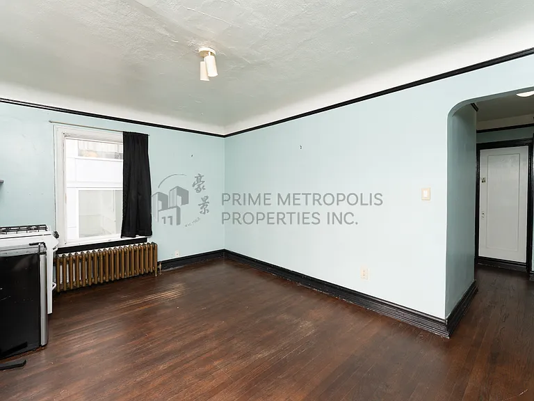 407 NE 45th St #8 — Photo 7
