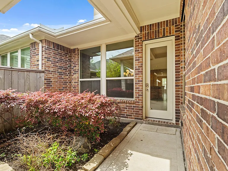 534 Imperial Blvd — Photo 40