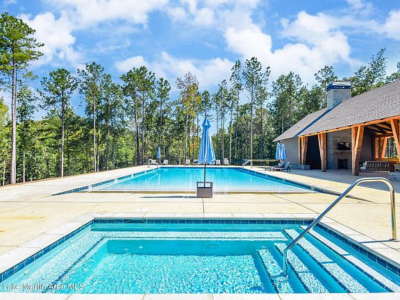 5th image of 279 Magnolia Way