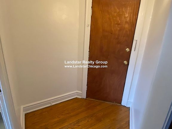 5th image of 4406 N Ashland Ave APT 1