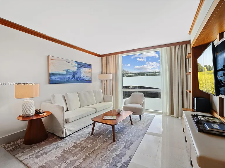 6801 Collins Ave #503 — Photo 9
