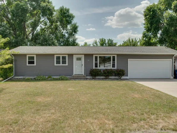 429 Brook Ave, Moorhead, MN 56560