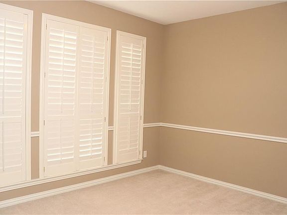 4th image of 2308 Glenmoor Dr