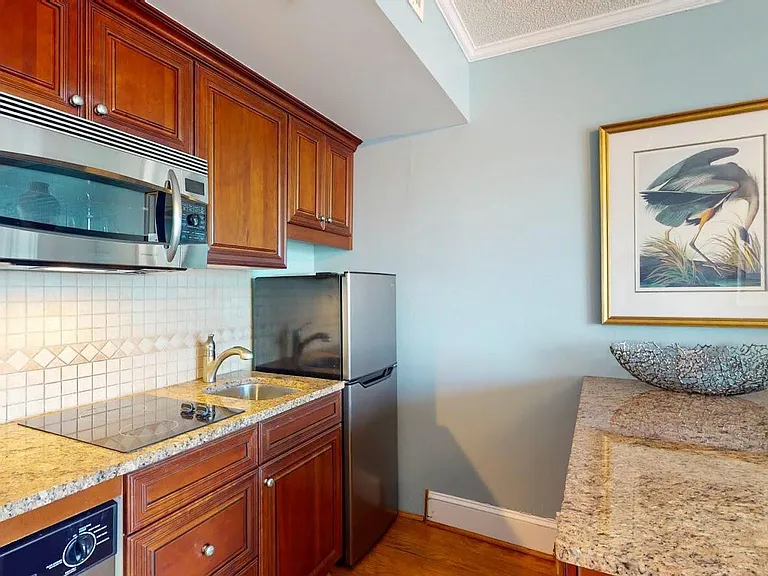 106 N Water St #705 — Photo 10