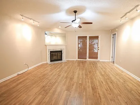 3 bed, 1649 sqft, $2,700 — Photo 4