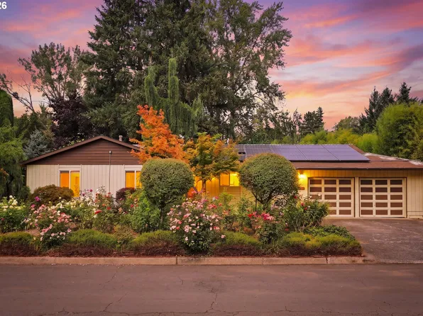 2030 SE Paloma Dr, Gresham, OR 97080