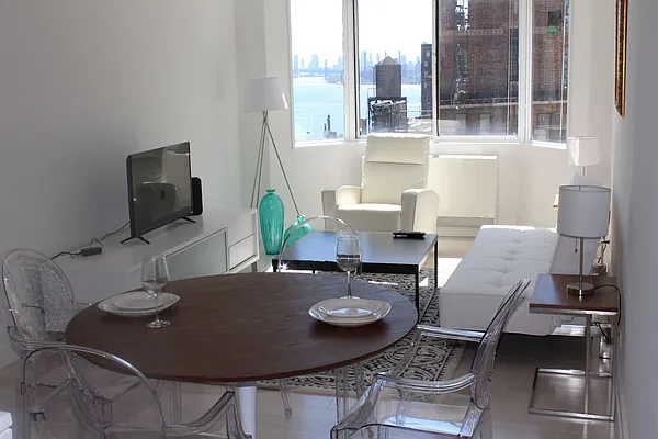 Rented by Shany Landmarks LLC | media 7