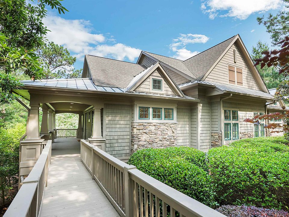 1st image of 1031 Regency Dr