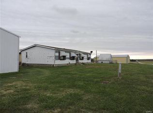 3894 New Church Rd, Pinckneyville, IL 62274