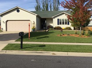 1316 Swordleaf Ln, Sun Prairie, WI 53590