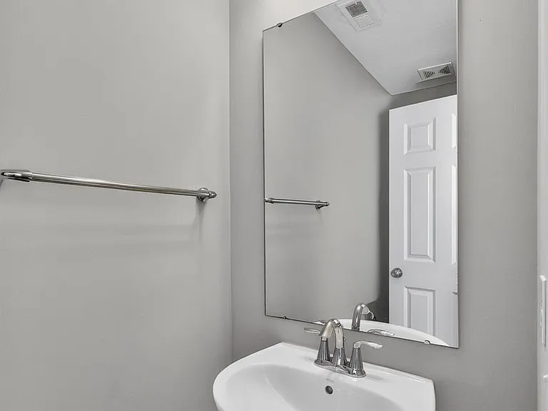 5559 Eagle Ct — Photo 22
