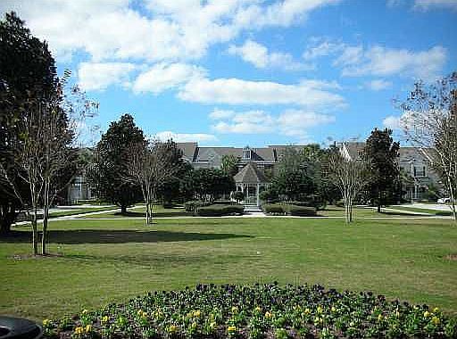 Exterior Courtyard