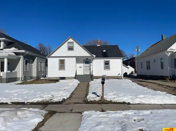 514 E 3rd St, Fremont, NE 68025