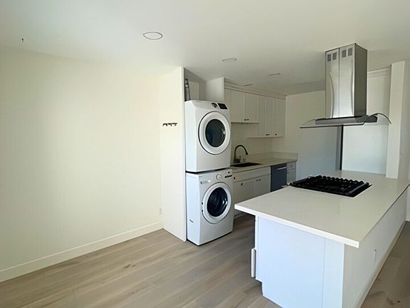 4th image of 1215 Temple Ave APT F