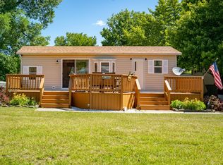 202 Fossil Cove Ln, Wilmington, IL