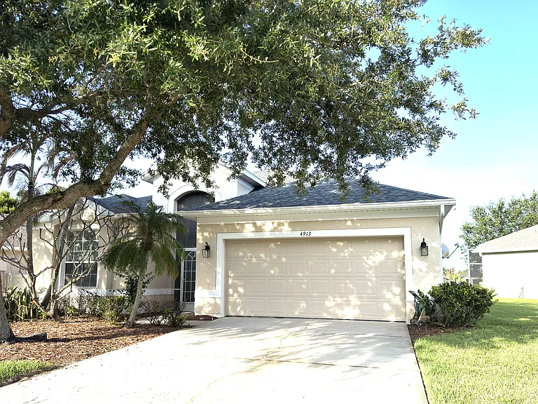 4913 Worthington Cir — Photo 1