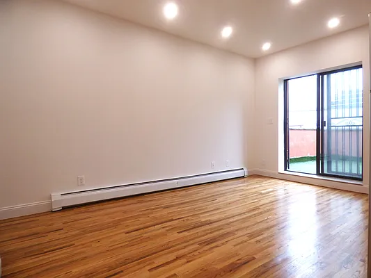 Rented by ArdorNY | media 2