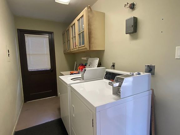 4th image of 609 Highland Ave APT 2
