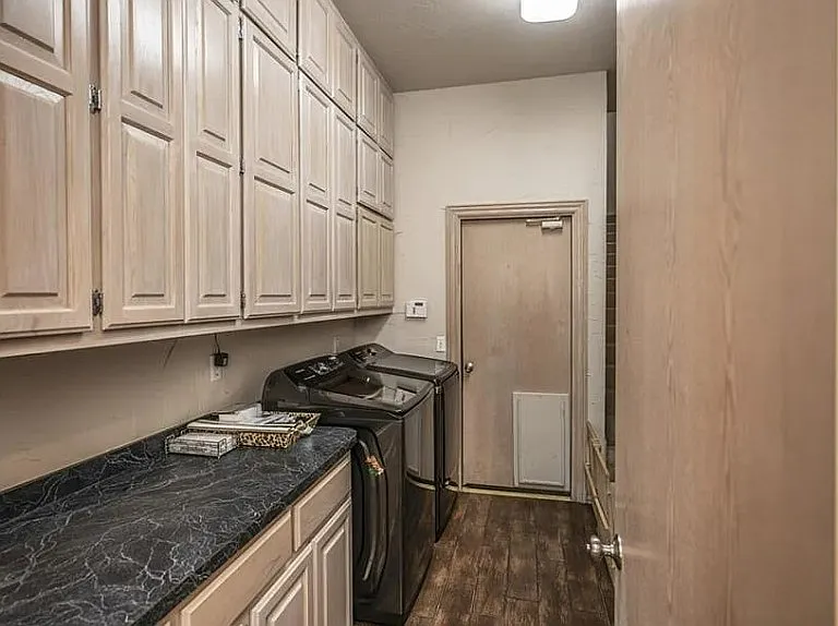 716 Fox Bend Trl — Photo 10