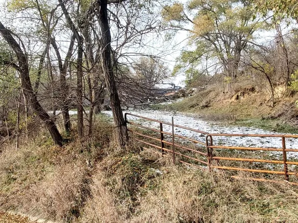 3011 14th St, Sioux City, IA 51105