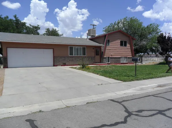 2308 Camina Placer, Farmington, NM 87401