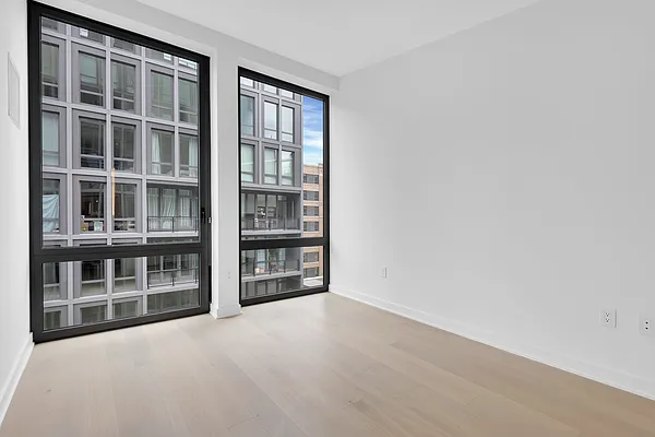 Rented by Compass | media 11