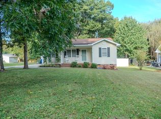 416 1st St, Gibsonville, NC 27249