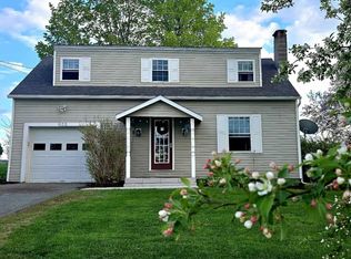 635 Elm St, Derby Line, VT 05830
