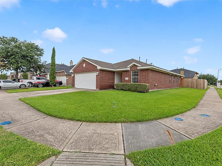 10819 Redwood Dr — Photo 28