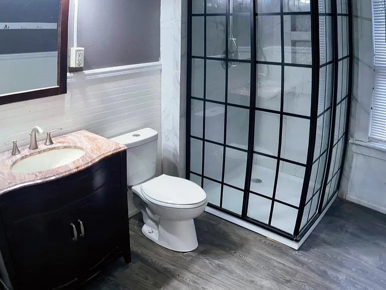122 Fairbanks St NE #2 — Photo 7