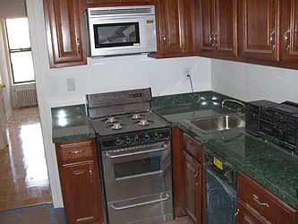 Rented by Eric Goodman Realty Corp