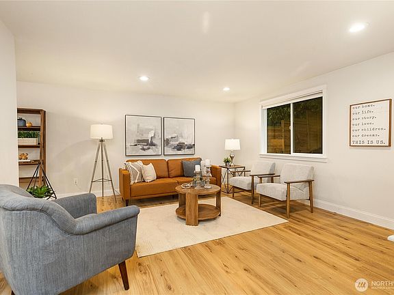 5th image of 22717 4th Avenue SE