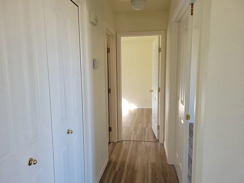 2640 E Nahuatl Dr