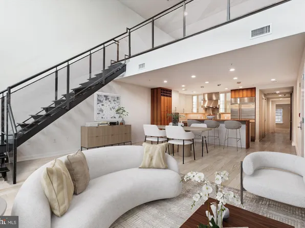 1610 N Queen St #247-D, Arlington, VA 22209