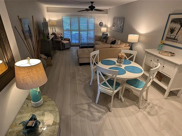 1624 Stickney Point Rd #107 — Photo 5