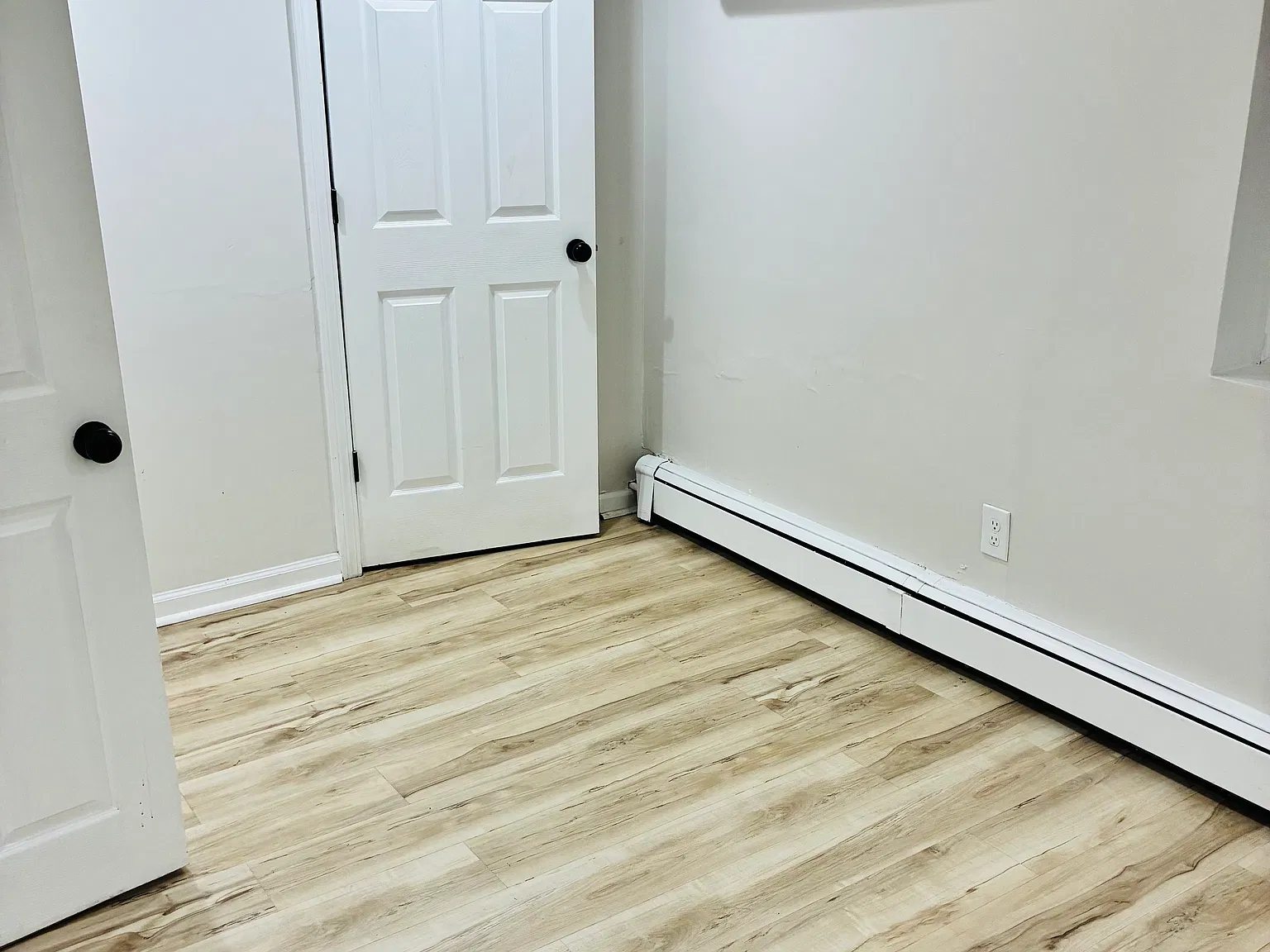 107 Dewey St — Photo 3