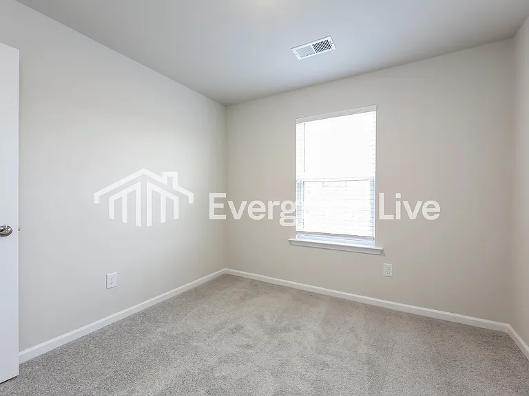 404 Lees Corner Ln — Photo 13