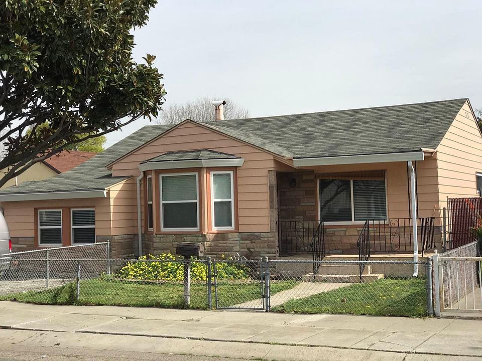 1st image of 692 Hutchings Dr