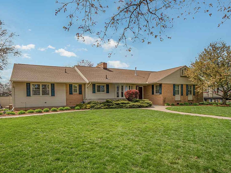 1st image of 4854 E Westgate Dr