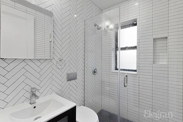 Rented by Avenues Real Estate | media 15