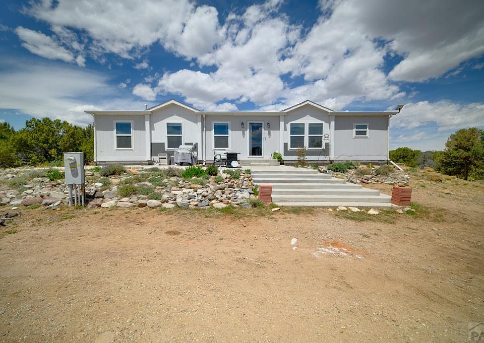 1st image of 2664 Comanche Dr