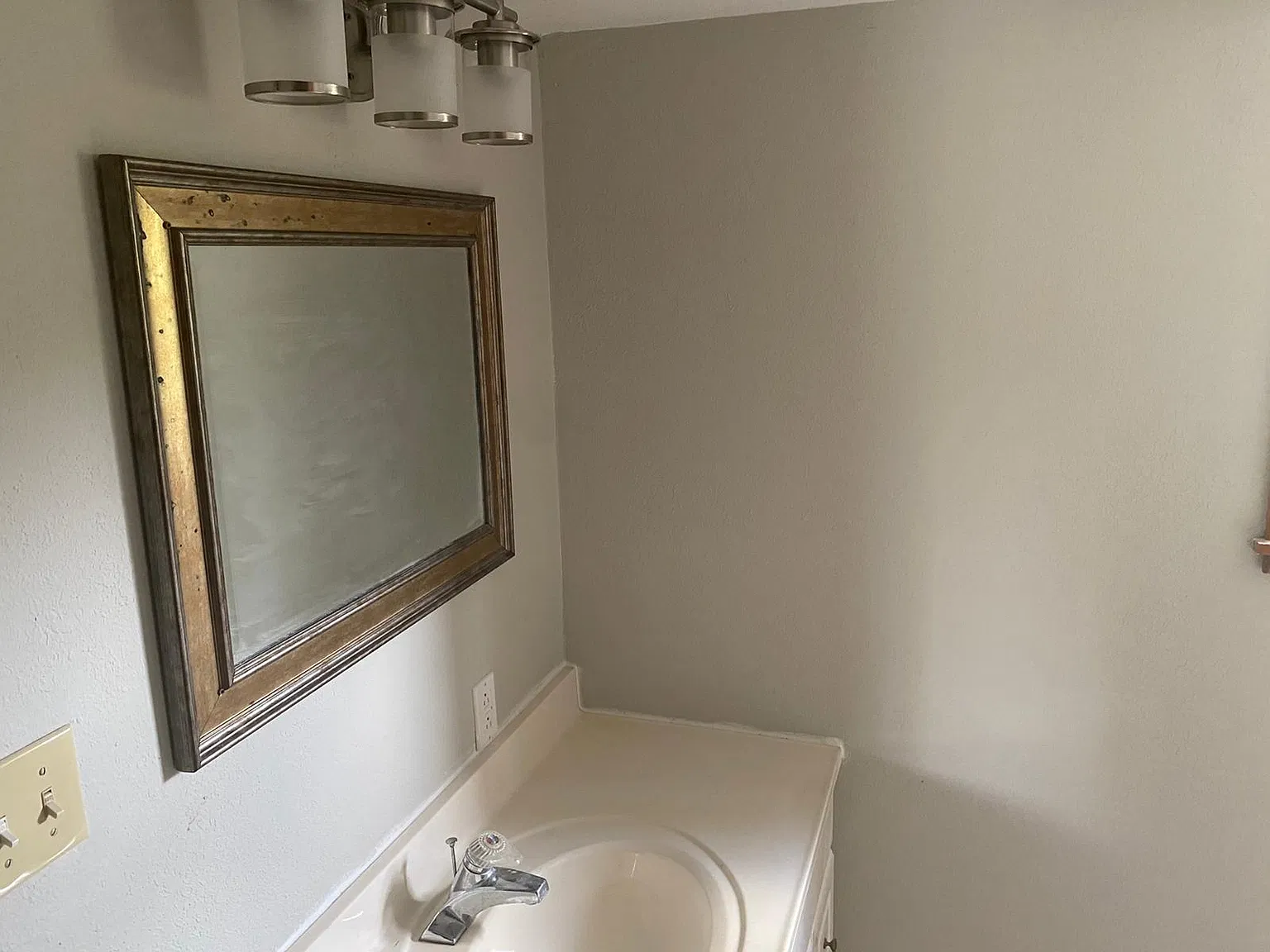 3 bed, 1056 sqft, $1,400 — Photo 4